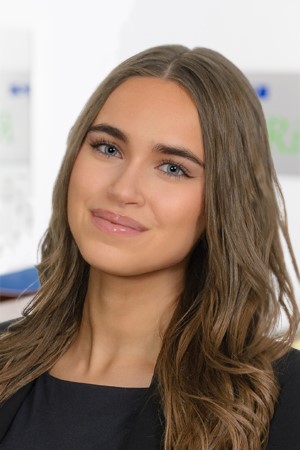 Carmodyelizabeth BKG 300X400