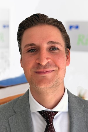 Weyandt Lukas BKG 300X450