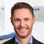 Elsomjames Withbkg 052025 300X450