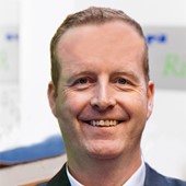 Mcmanused3 BKG 300X450