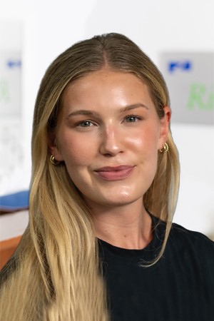 Dyrstenlily Updated1025 Withbkg 300X450